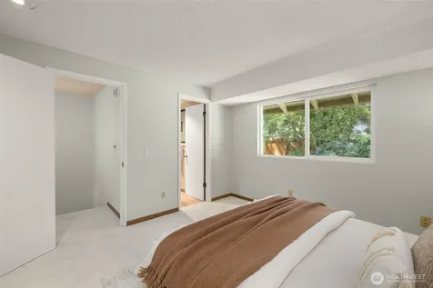 243 169th Avenue NE Bellevue WA 98008