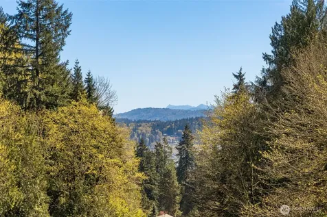 243 169th Avenue NE Bellevue WA 98008