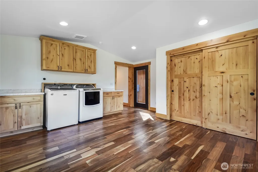 30313 State Route 530 NE Arlington WA 98223