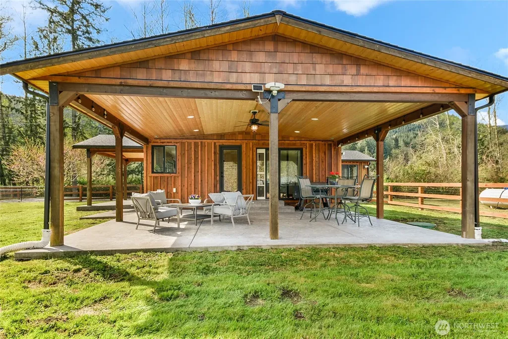 30313 State Route 530 NE Arlington WA 98223