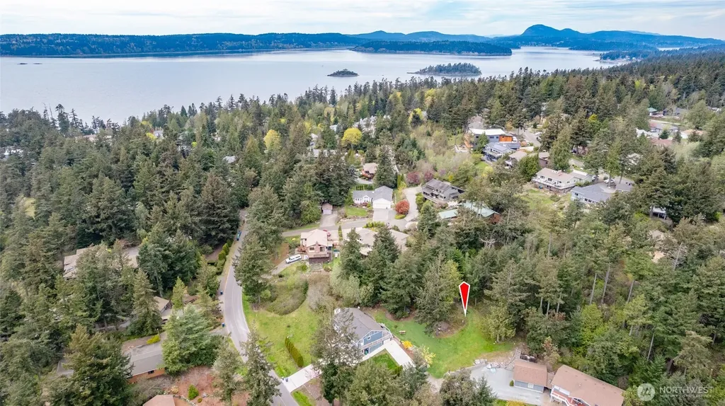 689 Sitka Place La Conner WA 98257
