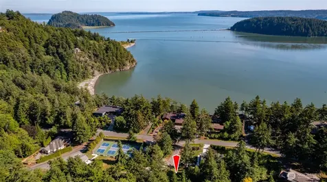 689 Sitka Place La Conner WA 98257