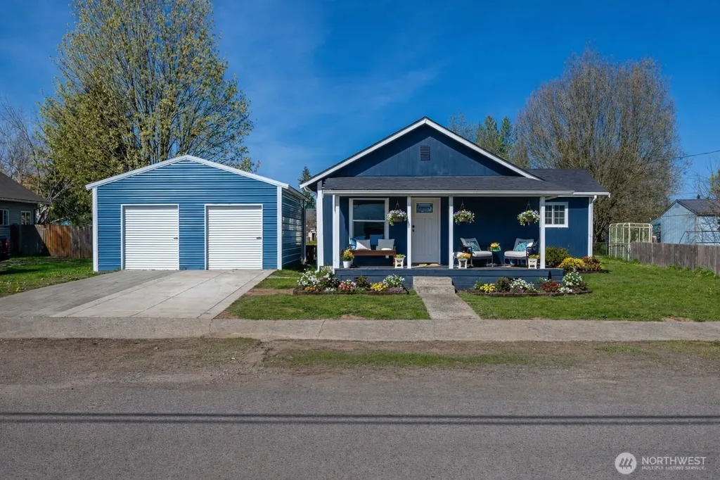 1323 Logan Street Centralia WA 98531