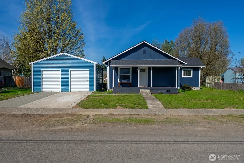 1323 Logan Street Centralia WA 98531