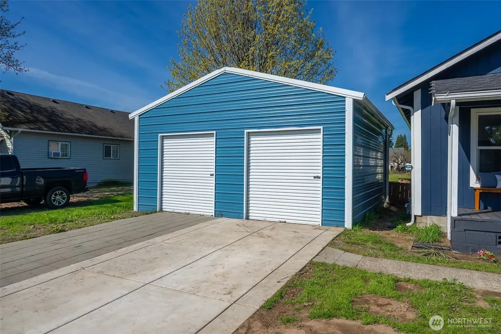 1323 Logan Street Centralia WA 98531