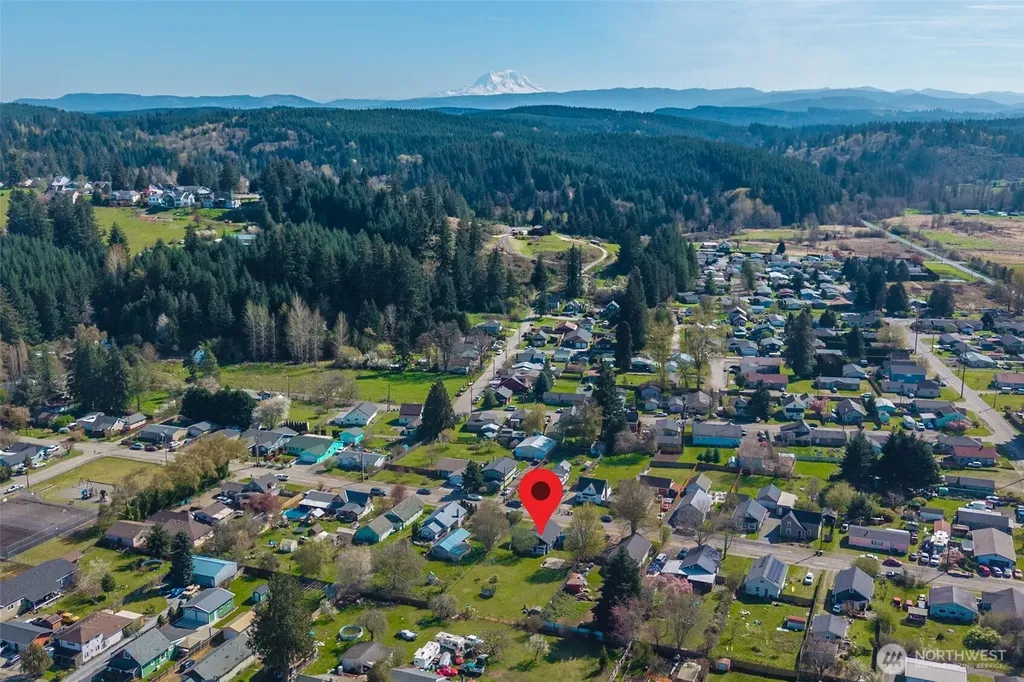 1323 Logan Street Centralia WA 98531