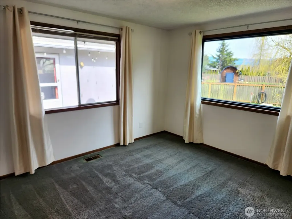 6744 La Bello Drive Lynden WA 98264