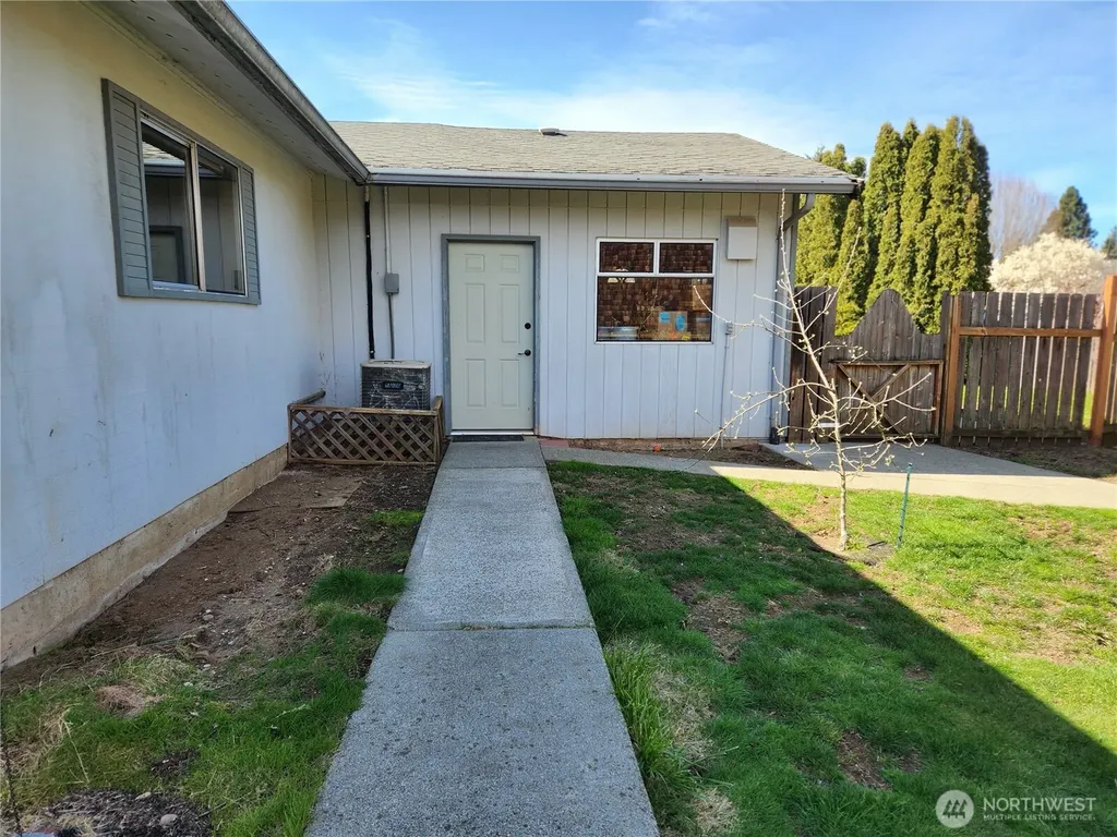 6744 La Bello Drive Lynden WA 98264