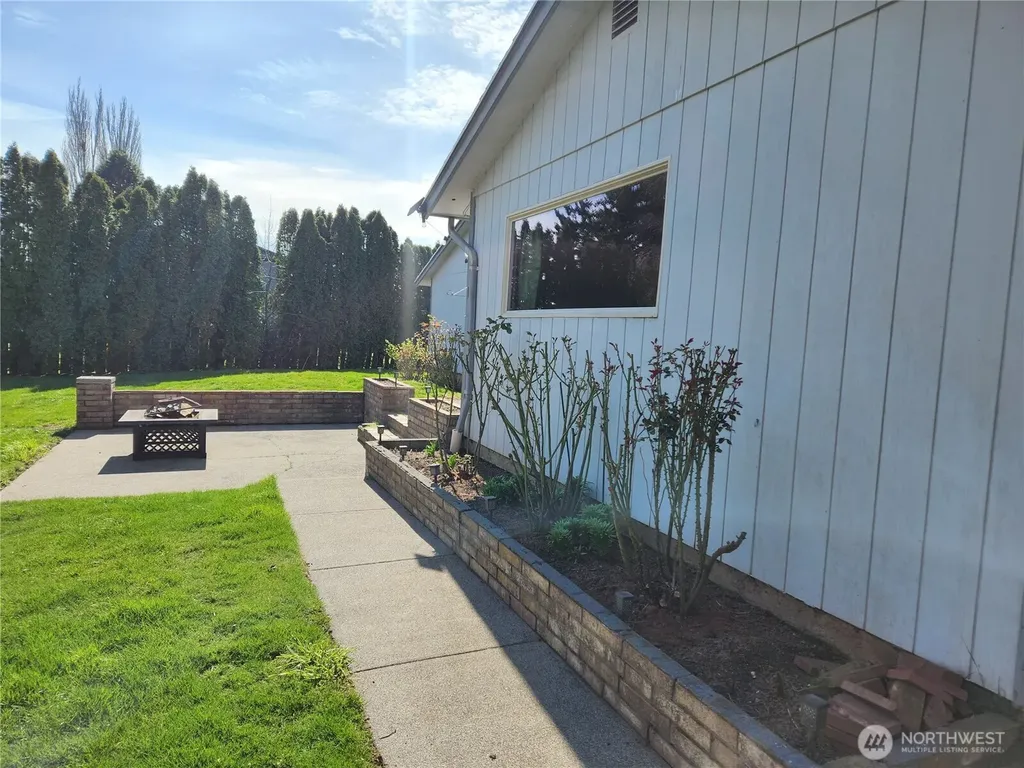 6744 La Bello Drive Lynden WA 98264