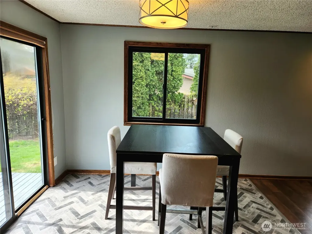 6744 La Bello Drive Lynden WA 98264