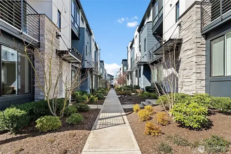 21724 25th Avenue SE Bothell WA 98021