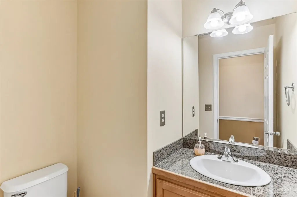 28441 33rd Lane S Auburn WA 98001