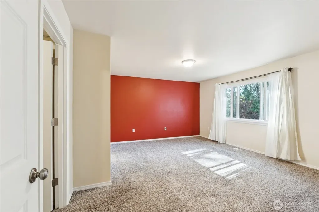28441 33rd Lane S Auburn WA 98001