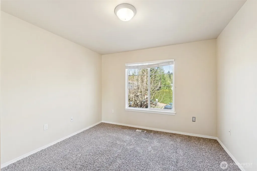 28441 33rd Lane S Auburn WA 98001