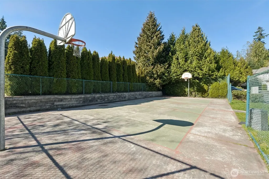 28441 33rd Lane S Auburn WA 98001