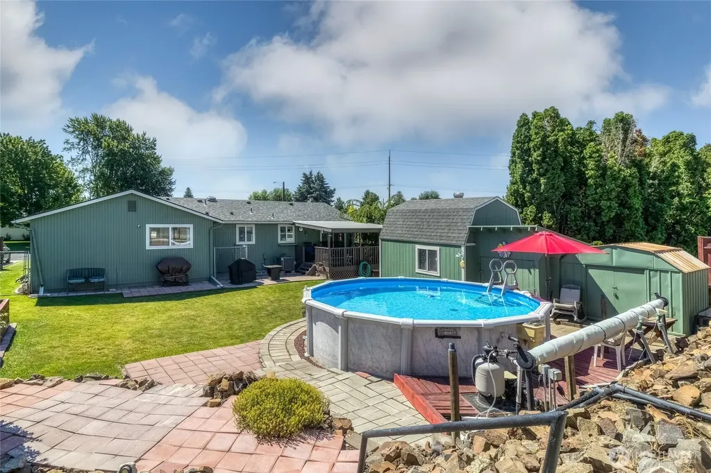 1521 SE Freedom Place College Place WA 99324