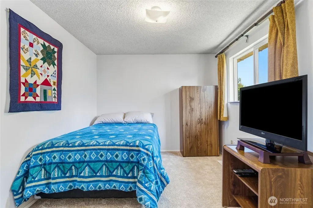 1521 SE Freedom Place College Place WA 99324