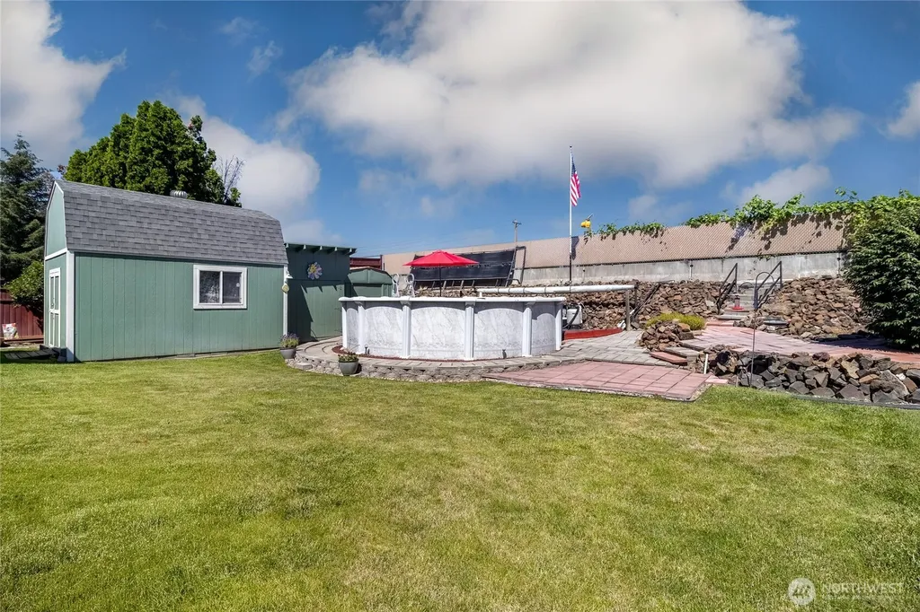1521 SE Freedom Place College Place WA 99324