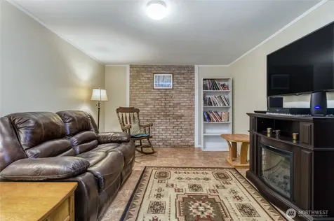 1521 SE Freedom Place College Place WA 99324