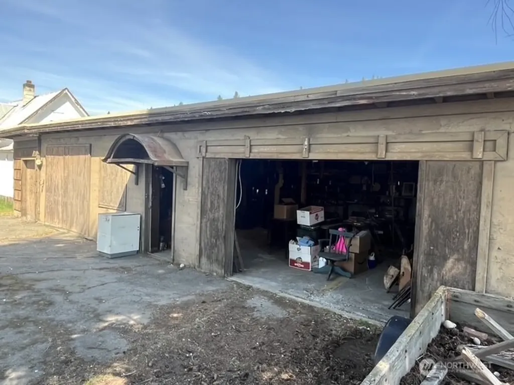 305 E Second Street Cle Elum WA 98922