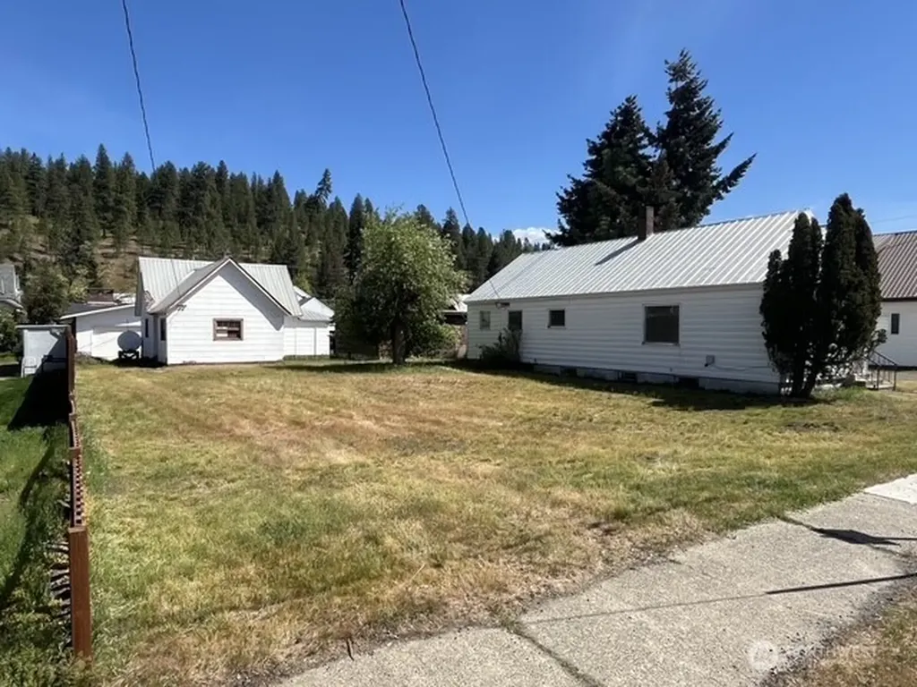 305 E Second Street Cle Elum WA 98922