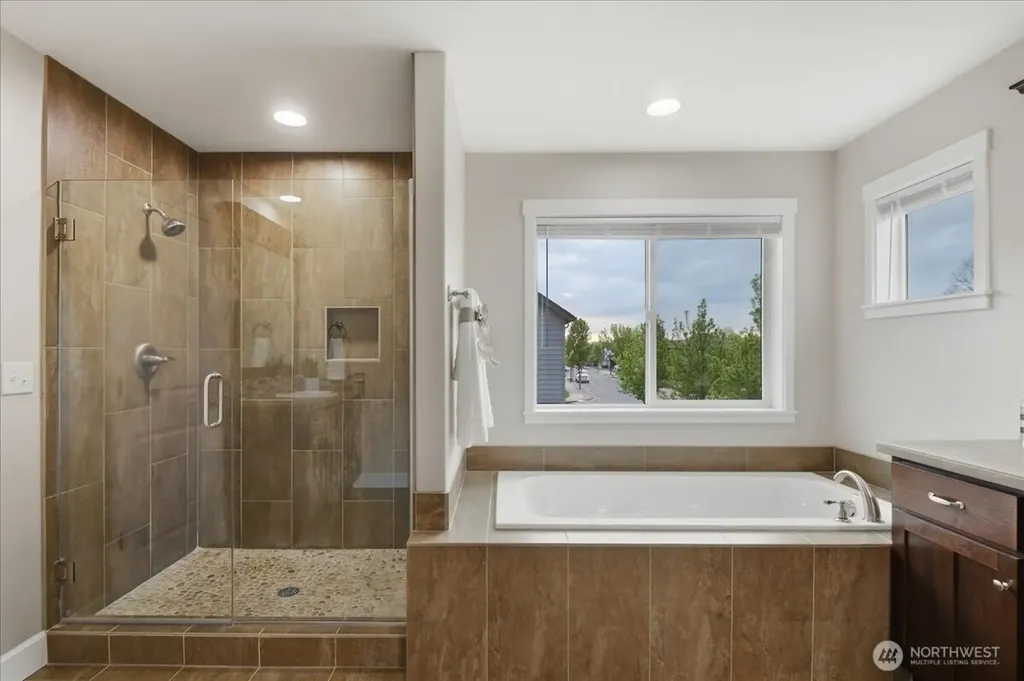 10512 NE 156th Avenue Vancouver WA 98682