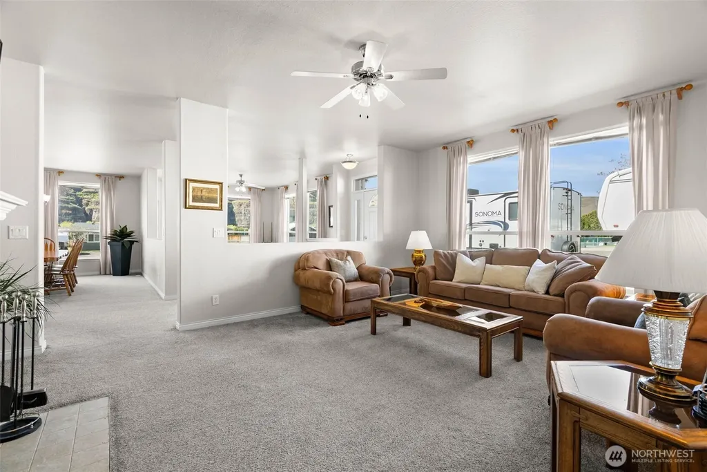 905 Hunter Avenue SW Quincy WA 98848