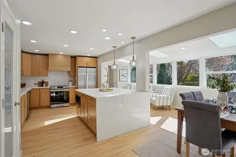 32100 32nd Avenue SW Federal Way WA 98023