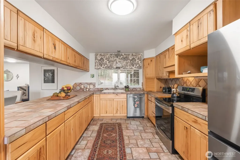 8617 Semiahmoo Drive Blaine WA 98230