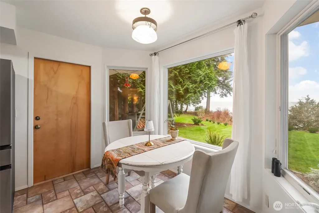 8617 Semiahmoo Drive Blaine WA 98230