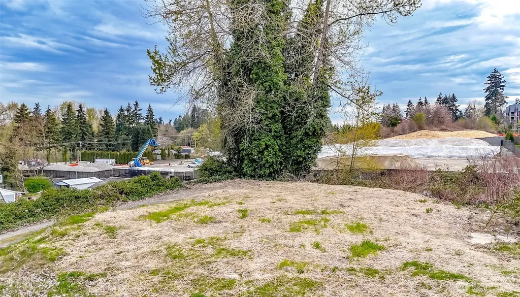 1725 Meridian Avenue E Edgewood WA 98371