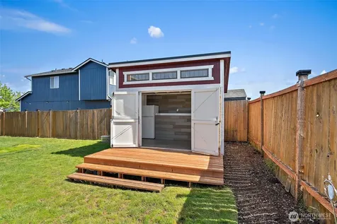 16634 Rainier View Drive SE Yelm WA 98597