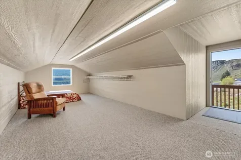 525 Columbia View Road Chelan WA 98816