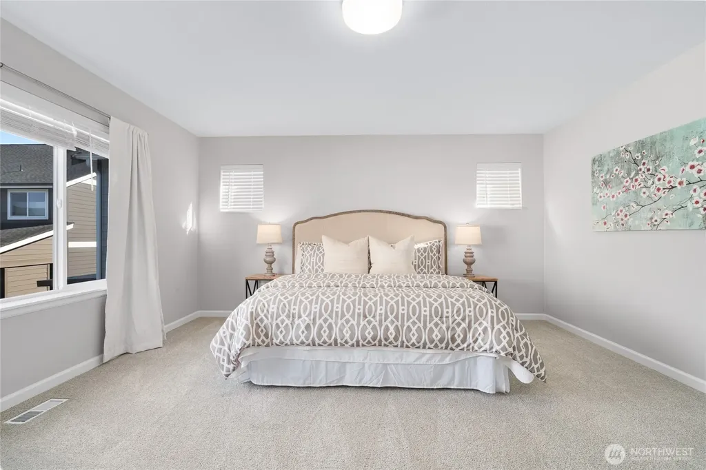 32692 Ash Avenue SE Black Diamond WA 98010