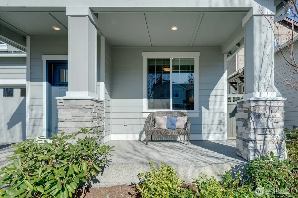 32692 Ash Avenue SE Black Diamond WA 98010