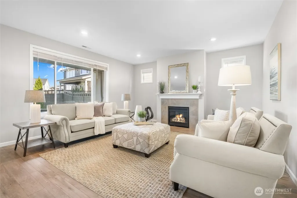 32692 Ash Avenue SE Black Diamond WA 98010