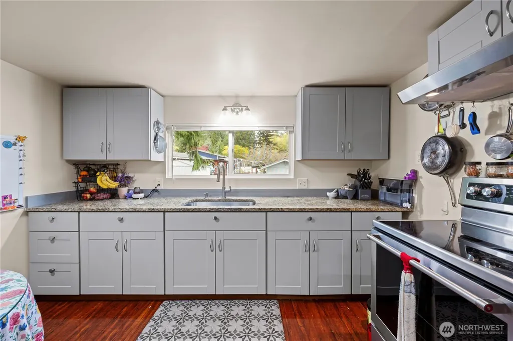 4425 Meridian Avenue N Tulalip WA 98271