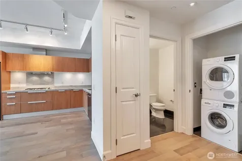 1920 4th Avenue Seattle WA 98101