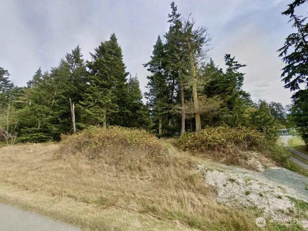 27580 Sr 525 Coupeville WA 98249