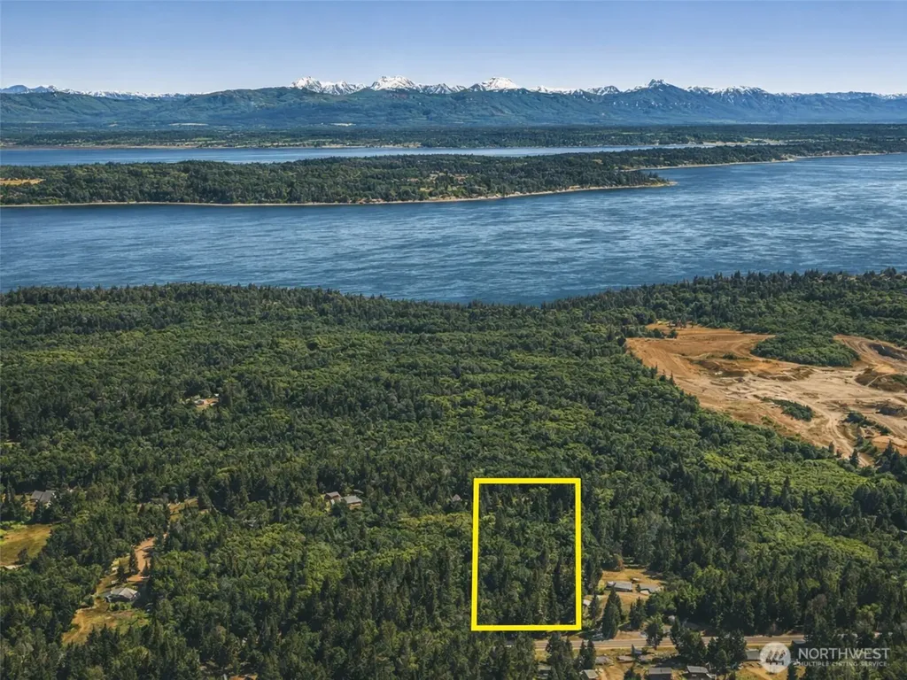 27580 Sr 525 Coupeville WA 98249