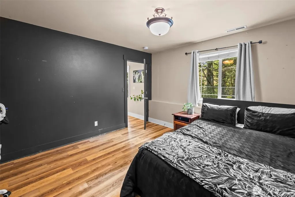 15445 Levin Road NW Poulsbo WA 98370