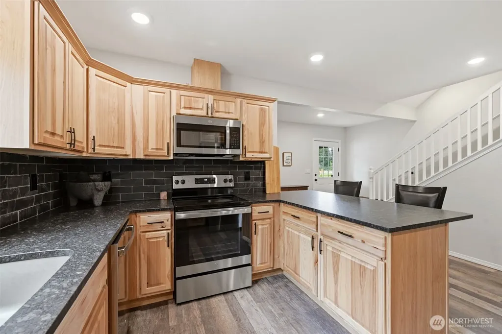 25017 Orting Kapowsin Highway E Graham WA 98338