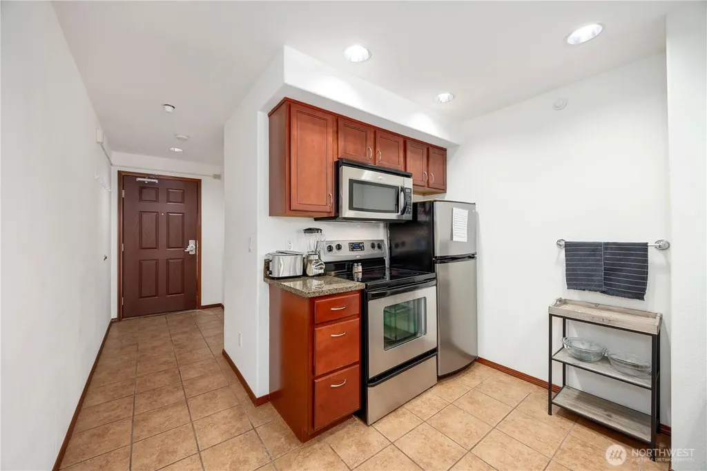 322 W Woodin Avenue Chelan WA 98816