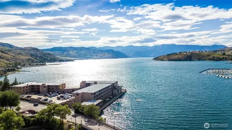322 W Woodin Avenue Chelan WA 98816