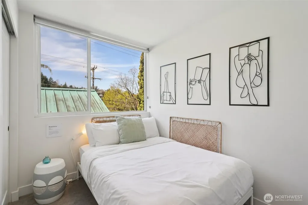 71 W Dravus Street Seattle WA 98119