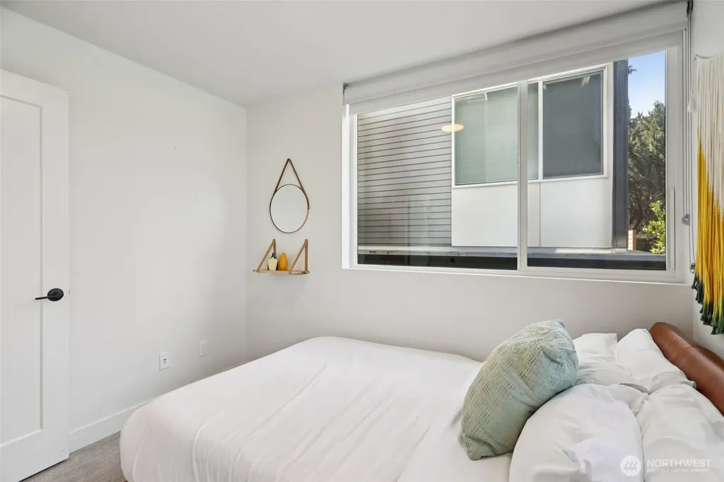 71 W Dravus Street Seattle WA 98119
