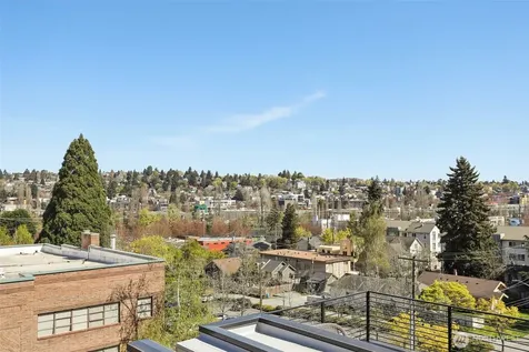 71 W Dravus Street Seattle WA 98119