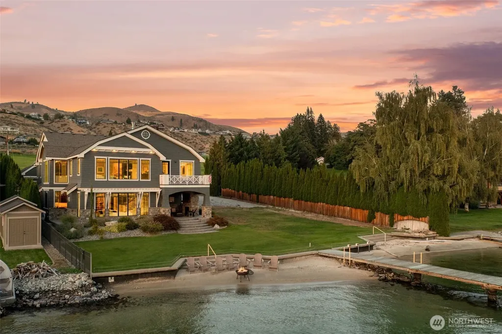 58 Key Bay Lane Chelan WA 98816