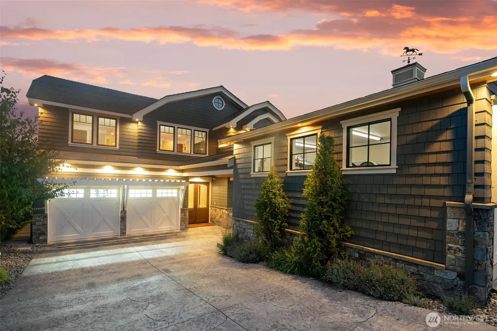 58 Key Bay Lane Chelan WA 98816