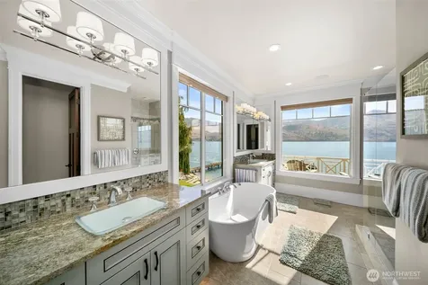 58 Key Bay Lane Chelan WA 98816